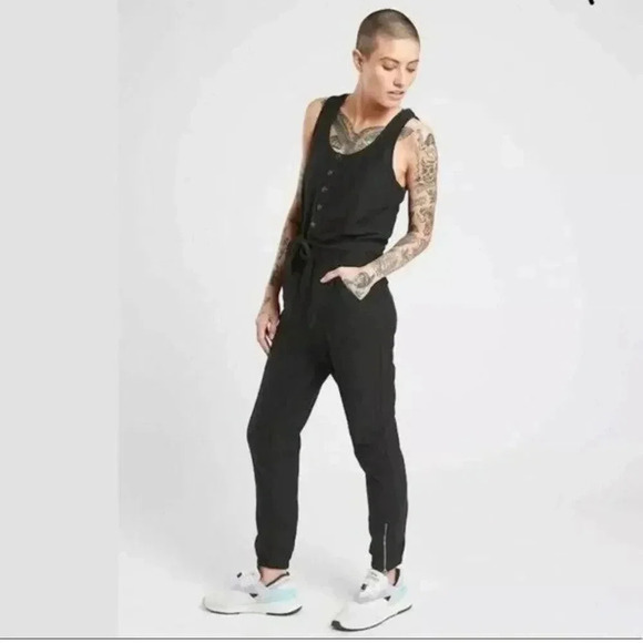 Athleta Pants - Athleta Farallon Romper Jumpsuit Sleeves Blk Sz 8